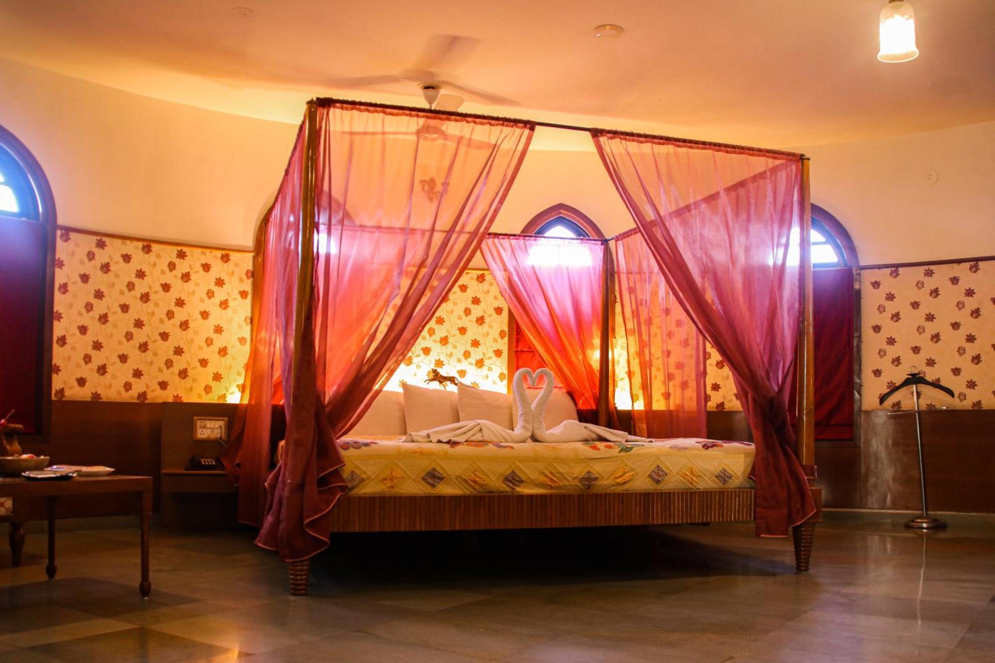 Heritage Khirasara Palace Rajkot Dış mekan fotoğraf